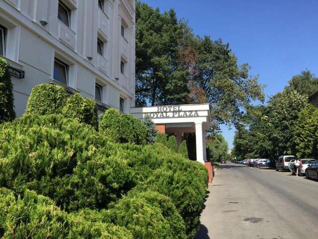 Отель Hotel Royal Plaza Тимишоара-18