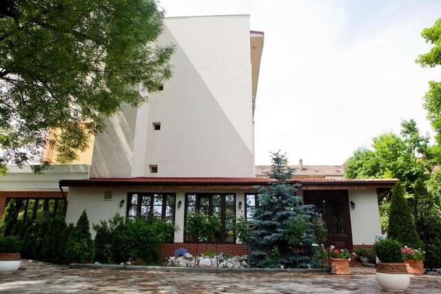 Отель Hotel Royal Plaza Тимишоара-20